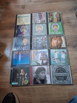 Lote de 15 CDs de Música Variada
