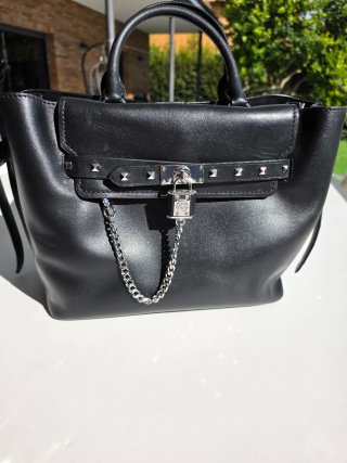 Bolso Michael Kors Negro con tachuelas