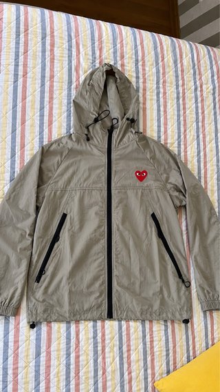 Cortavientos Comme des Garçons