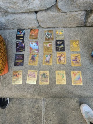 Lote de 15 Cartas Pokémon Doradas