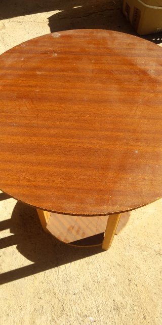 Mesa camilla redonda de madera