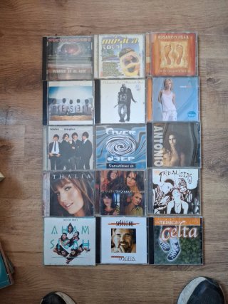 Lote de 15 CDs de Música Variada