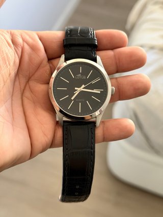 Reloj Lotus Acero y Piel Negro