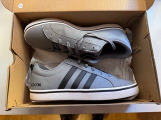 Zapatillas adidas Talla 43