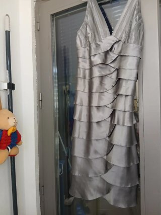 Vestido de fiesta plateado