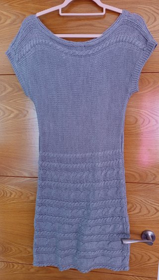 Vestido de punto gris