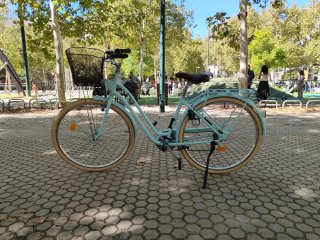 Bicicleta Btwin 28 pulgadas verde menta