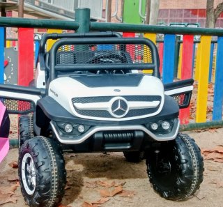 Coche eléctrico infantil Mercedes Unimog