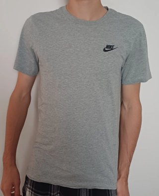 Camiseta Nike Gris Talla S