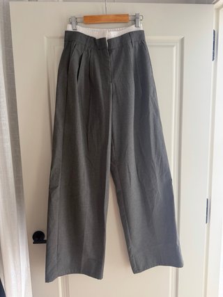 Pantalón de traje gris Bershka