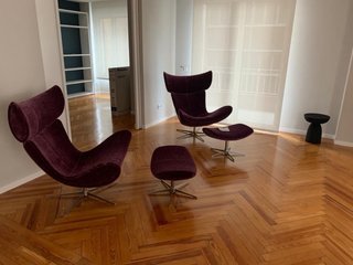 2 Butacas y Reposapiés BoConcept