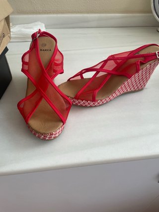 Cuñas Rojas Barca Talla 38