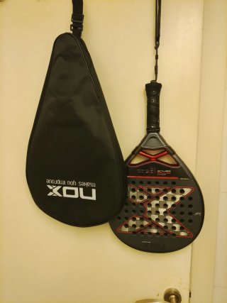 Pala de Pádel NOX Future Attack 12K Alum