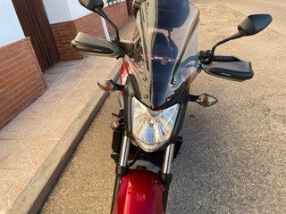 Moto Honda NC 750 S Roja