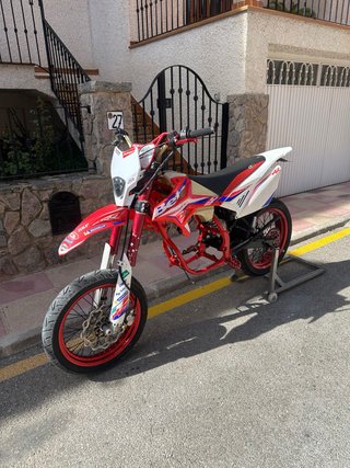 Beta (Sin Motor)
