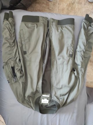 Chaqueta Bomber Pull&Bear Verde Oliva