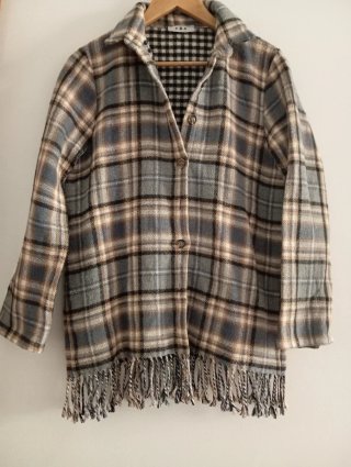 Sobre-Camisa de cuadros con flecos