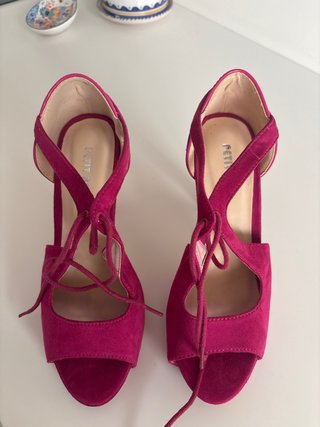 Sandalias fucsia “Nuevas”