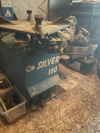 Desmontadora de neumáticos Silver 110