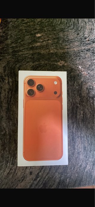iPhone 17 Pro Max Naranja