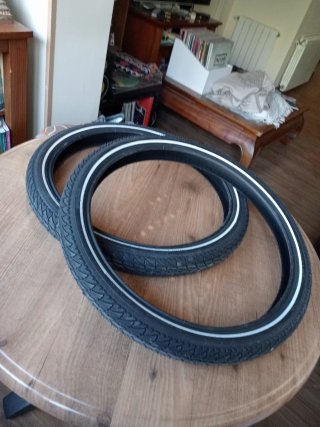 2 Cubiertas CST E-Bike 20x1.95