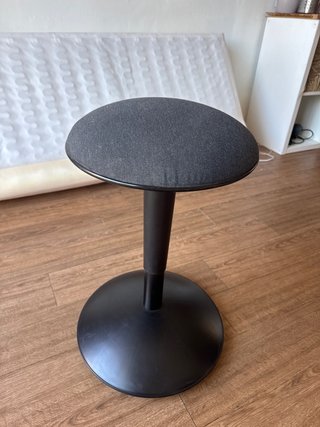 Taburete de pie IKEA NILSERIK