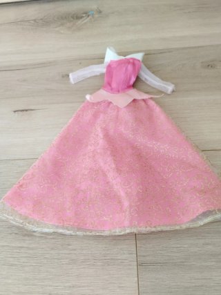 Vestido de Aurora (Barbie)
