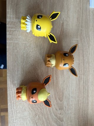 Figuras Pokémon: Eevee, Flareon y Jolteon