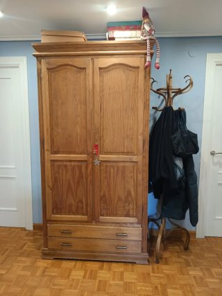 Armario de Madera Maciza