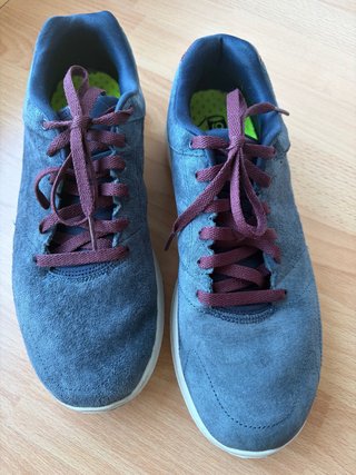 Zapatillas Sketchers Azul y Granate