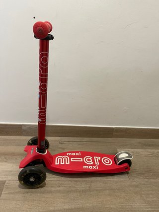 Patinete Maxi Micro Deluxe Rojo