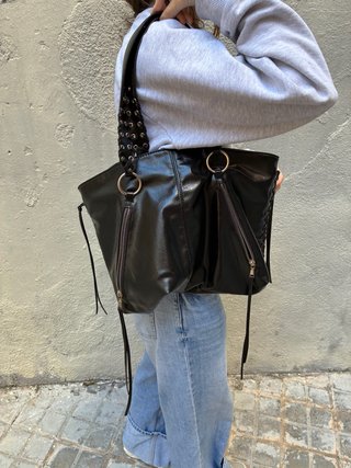 Bolso de hombro Zara negro efecto piel
