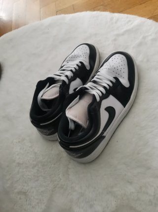 Zapatillas Nike Blanco y Negro