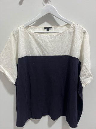 Camiseta COS bicolor manga corta