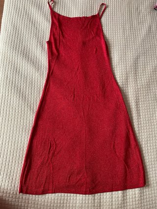 Vestido rojo de tirantes ideal para fiesta