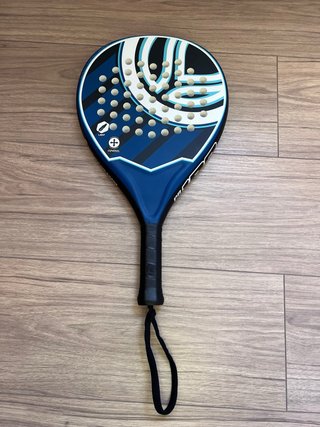 Pala de pádel Artengo PR190 azul y negro