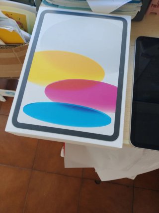 Apple iPad (10th generation) · 256GB · Wi-Fi, foto 4 di 5