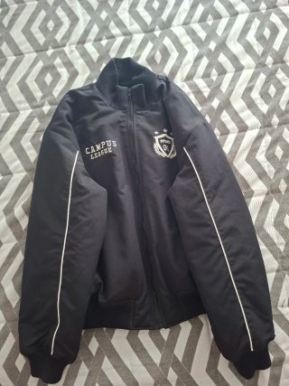 Chaqueta Negra Oversize