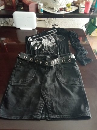 Conjunto Falda Tejana y Camiseta Negro