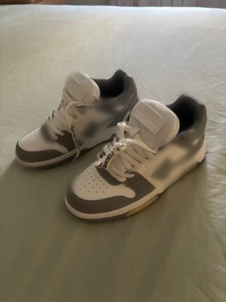 Bambas Grises y Blancas