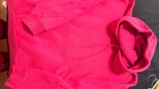 Sudadera con capucha rosa