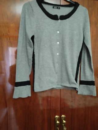 Chaqueta de punto gris y negra Talla M