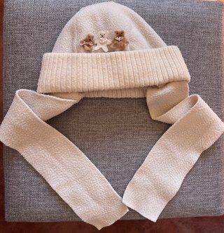 Gorro niños con bufanda crema con ositos