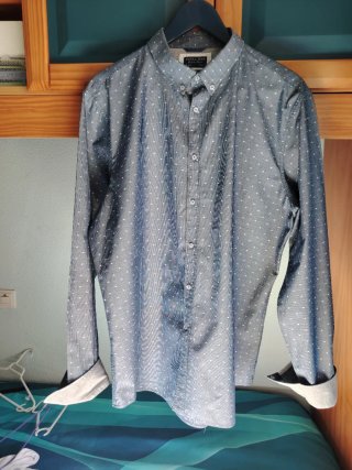 Camisa de manga larga azul grisácea