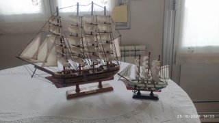 2 Maquetas Artesanales de Barcos de Vela