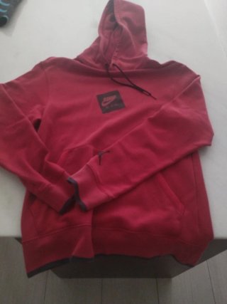 Sudadera Nike Roja con Capucha
