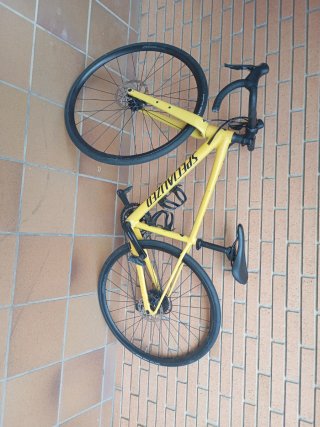 Bicicleta de Carretera Specialized Amarilla Niño