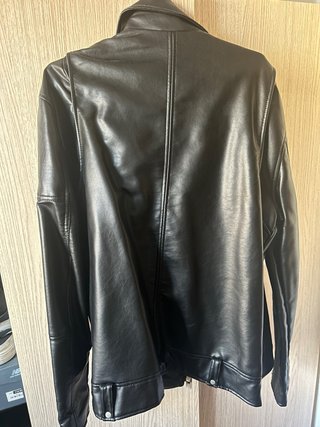 Chaqueta de cuero Zara negra