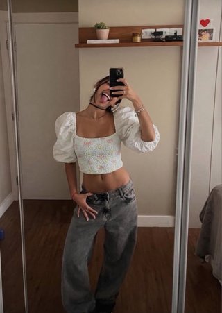 Top corto Zara estampado flores XS  SOLO ENVÍO