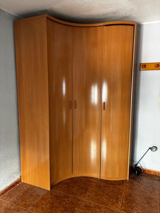 Armario de esquina curvo (3 puertas)